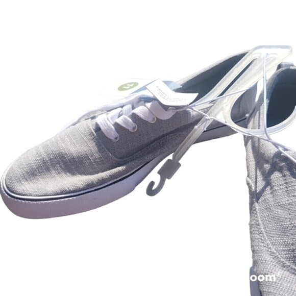 Universal Thread Women's Gray & White Keds Style Tennis Shoes - Picture 3 of 5